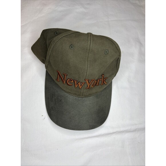 Lot of 7 General New York Hats and New York Yankee Hats  ***Read Description*** - Picture 9 of 16